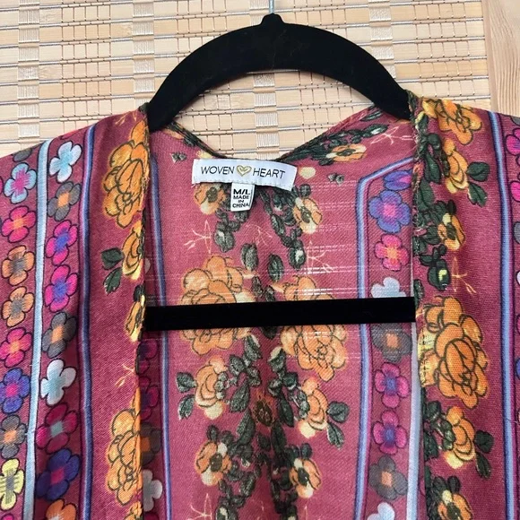 Woven Heart Rose-Print Open Kimono in Mauve and Mustard - Picture 4 of 5